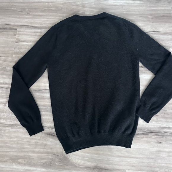 V-neck 100% Cashmere sweater - BRAND NEW - Picture 2 of 3